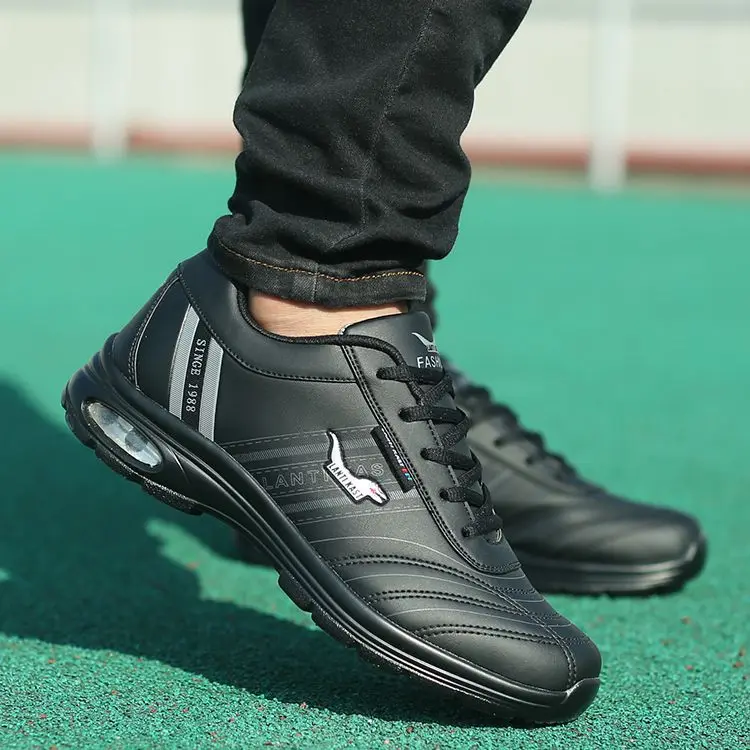 

2017 new men's casual shoes men portable travel shoes on behalf of a wear-resistant shoes tide
