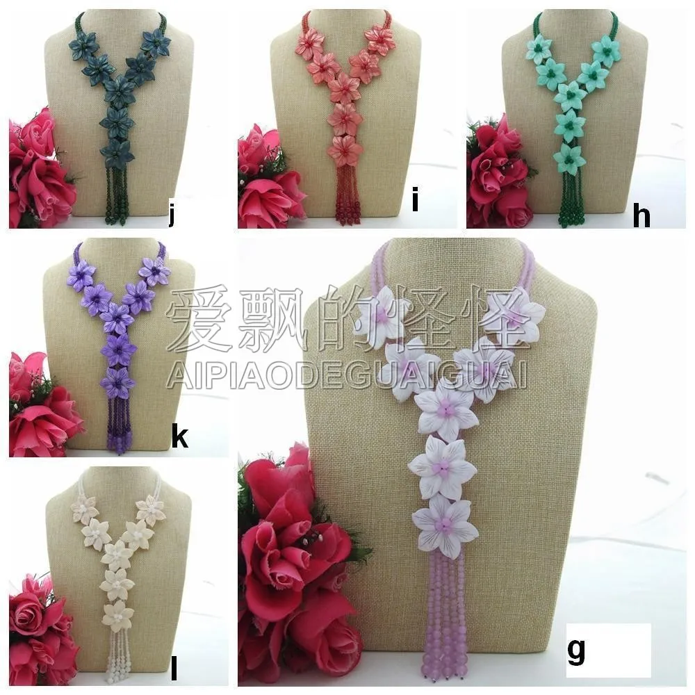 

Women's 18" 2 Strands Onyx Shell Flower Statement Necklace