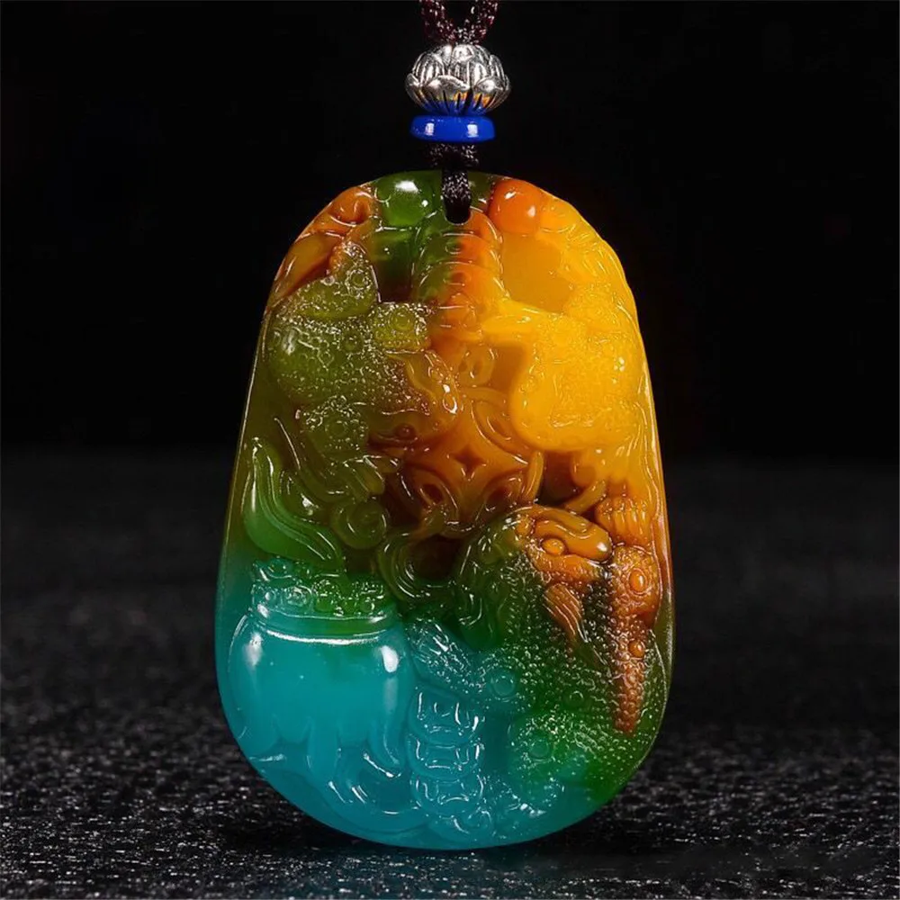 

Xinjiang Gobi Golden Silk Coloured Jadeite Chicken Blood Stone Flowering 3 Feet Golden Toad Ten Million Cash Pendant Men Amulet