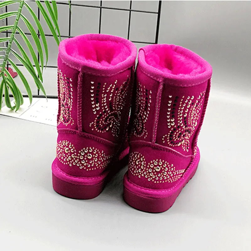 Детские зимние сапоги со стразами; замшевая зимняя обувь принцессы на меху; универсальные ботильоны без шнуровки; ботинки черного и розового цвета;#23-38