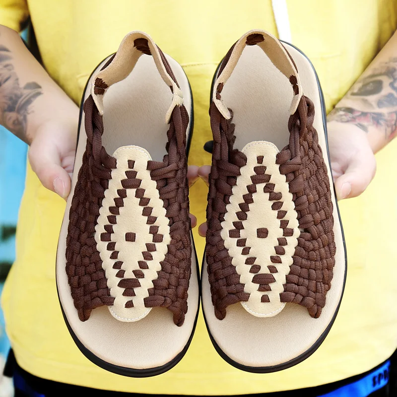 

Summer Hand Woven Men's Sandals, Thick Bottomed Anti-skid Beach, Outdoor Casual Sandals.