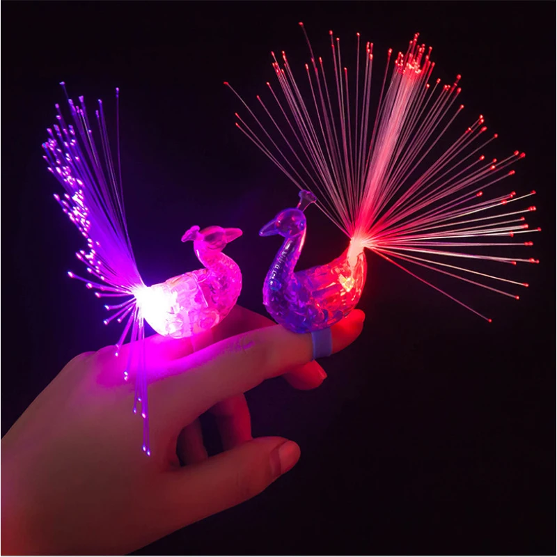 1 шт лампа в виде павлина на палец Красочный Светодиодный светильник кольца гаджеты для вечеринки Интеллектуальная Детская игрушка светится в темноте Игрушки для развития мозга