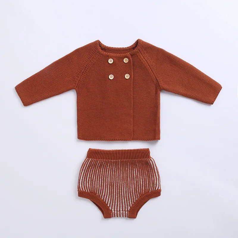 Коллекция года, одежда для маленьких девочек Хлопковый вязаный комплект, пальто и шорты для малышей весенне-осенний комплект одежды для младенцев Одежда для маленьких мальчиков зимняя одежда