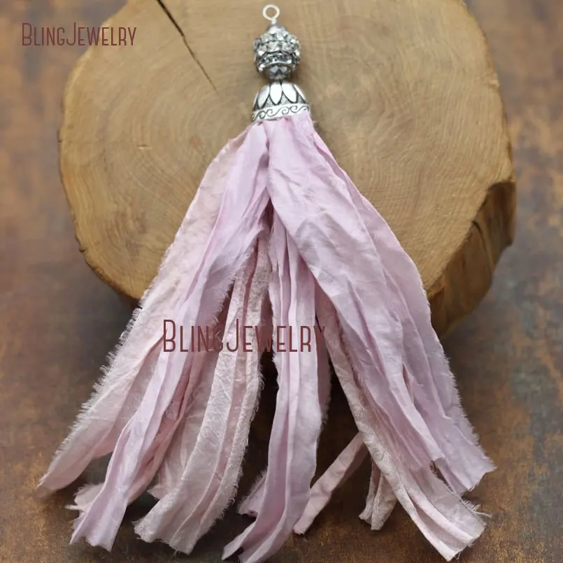 20171213-PM8965- Plastal Pink Sari Silk Tassel Pendant Antique Silver_9