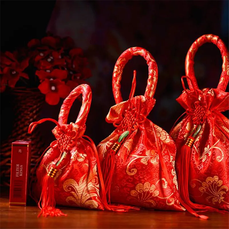 

Silk Tassel design Candy box Wedding candy box creative Silk bag wedding gift box wedding Party Supplies candy box