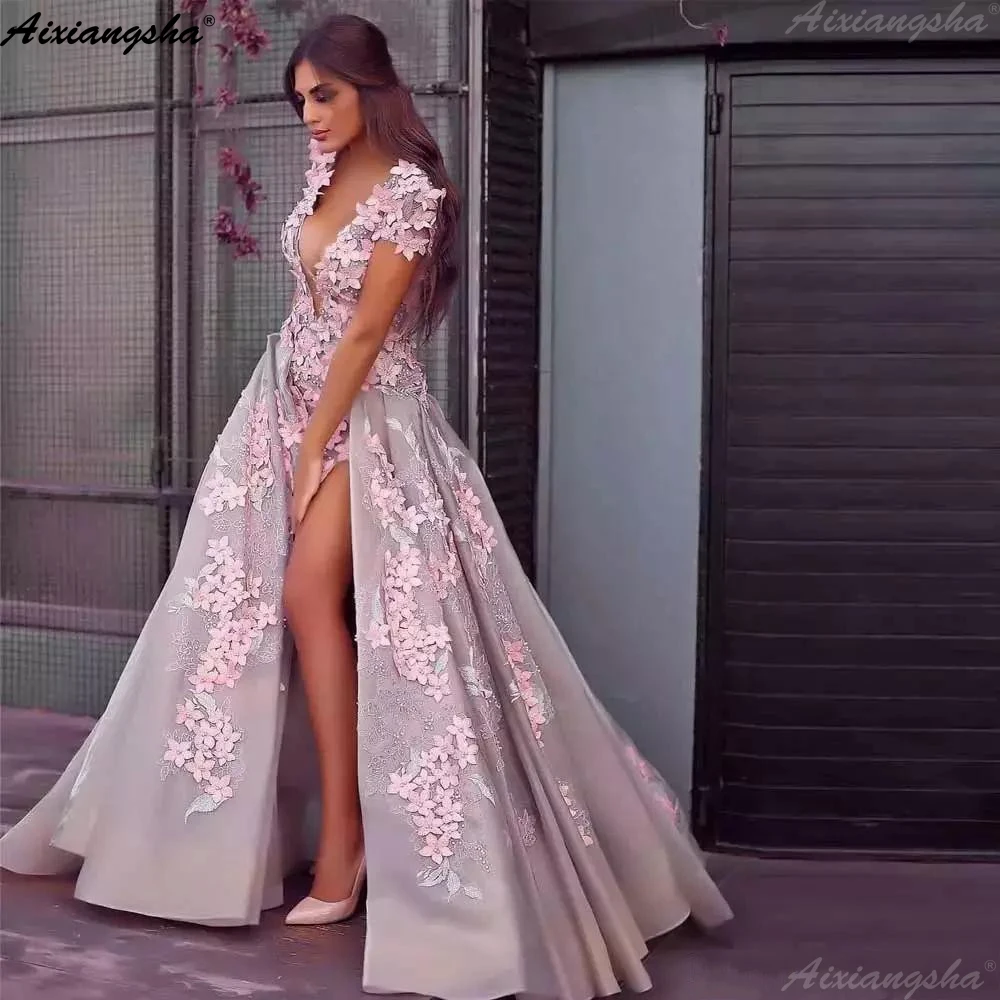 

A Line Prom Dresses 2019 Plunging V Neck Short Sleeves Pink 3D Flowers Lace Applique Side Split Evening Dress Robe De Soiree