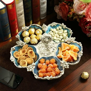 

Europe Luxury House Resin Fruit Plate Decoration Creative Three Sets Candy Snack Storage Box Office Coffee Ornament Crafts Decor
