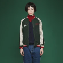 Новые осенние пальто женские письма Вышивка Для женщин короткая куртка Армейский зеленый Свободные Повседневная Верхняя одежда Мода г. вельвет Куртки