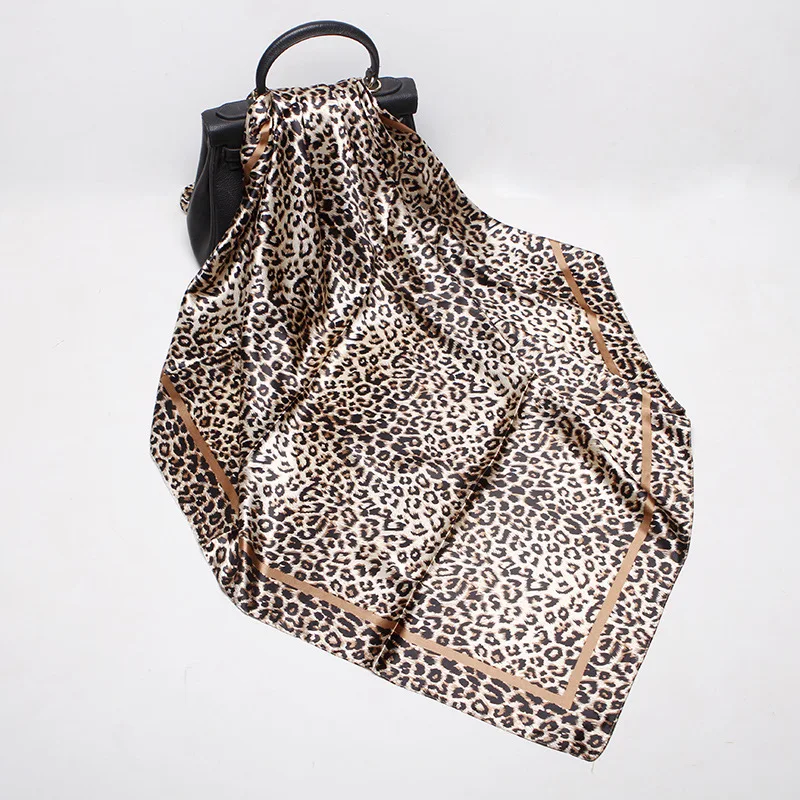 90*90 см роскошный женский многофункциональный полиэфирный шелковый шарф сексуальные леопардовые принты Лоскутные атласные маленькие квадратные обертки шарфы шаль