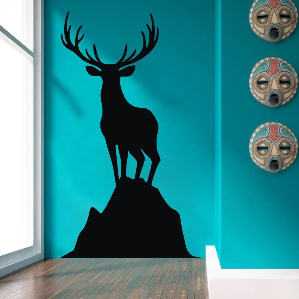 Олень на стену. Олень на стене. Олень на стене в интерьере. Роспись стен олени. Изображение оленя в интерьере стен.