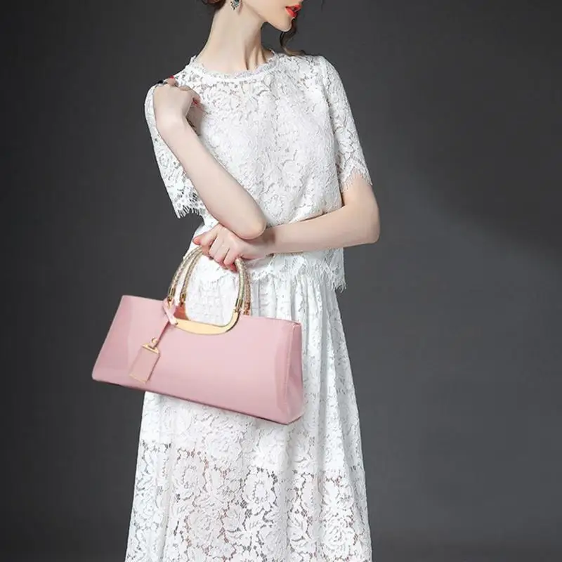 العلامة التجارية الفاخرة النساء لامعة براءات الاختراع والجلود مخلب حقيبة الكتف الأعلى مقبض حقيبة sac فام دي انطلاقها لوكس cuir 2018 العلامة التجارية الفاخرة النساء لامعة براءات الاختراع والجلود مخلب حقيبة الكتف الأعلى مقبض حقيبة sac فام دي انطلاقها لوكس cuir 2018