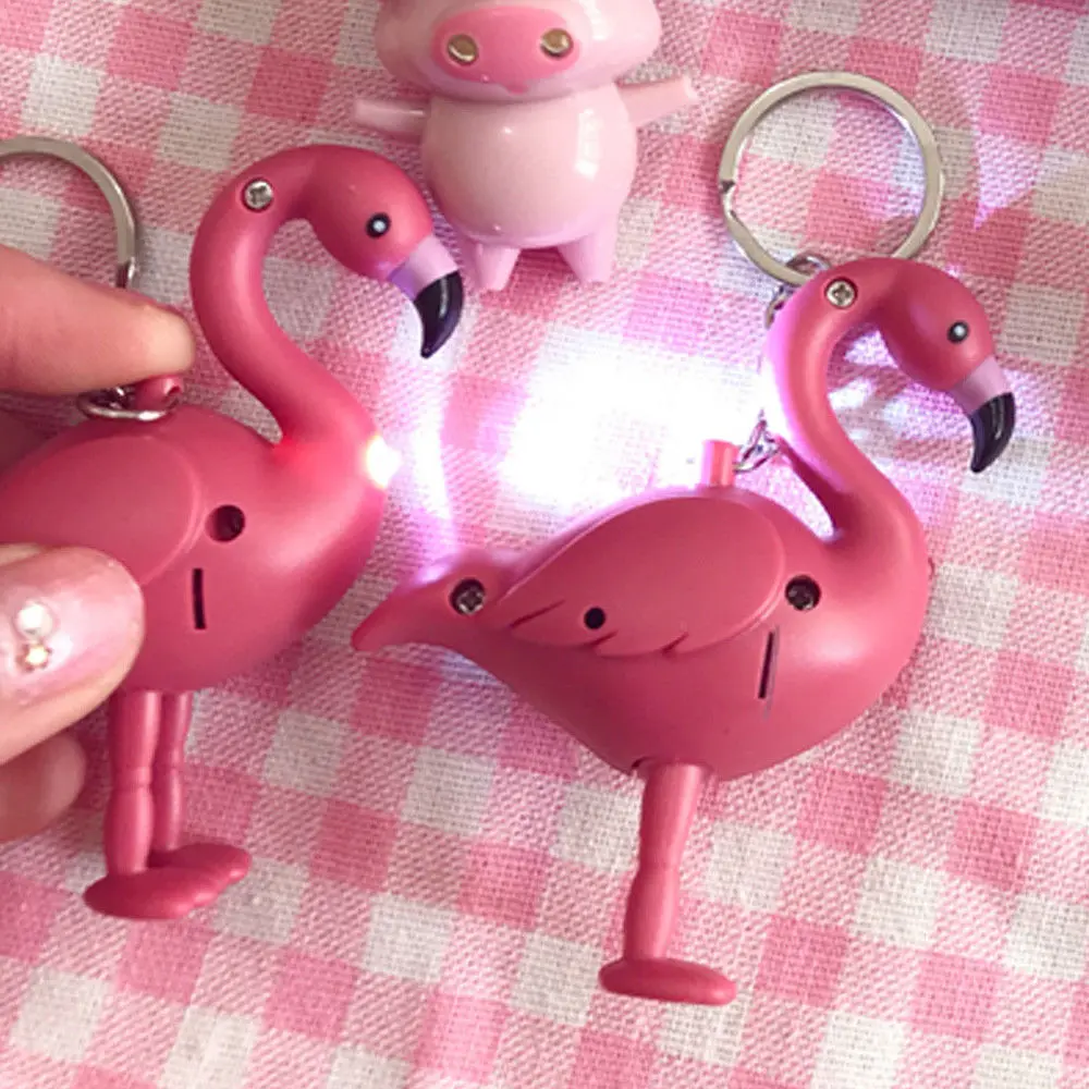 

1/5Pc Creative Flamingo Design LED Flashlight Keychain Key Ring Bag Pendan Flamingo Keyholder Trinkets Jewelry Gift