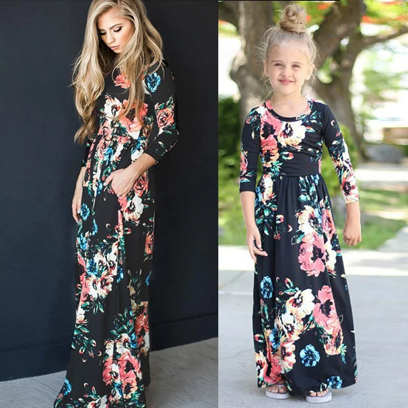 Одинаковые комплекты для семьи; коллекция года; платье с длинными рукавами в европейском стиле для семьи; платье с цветочным рисунком для мамы и дочки; одинаковые комплекты для семьи