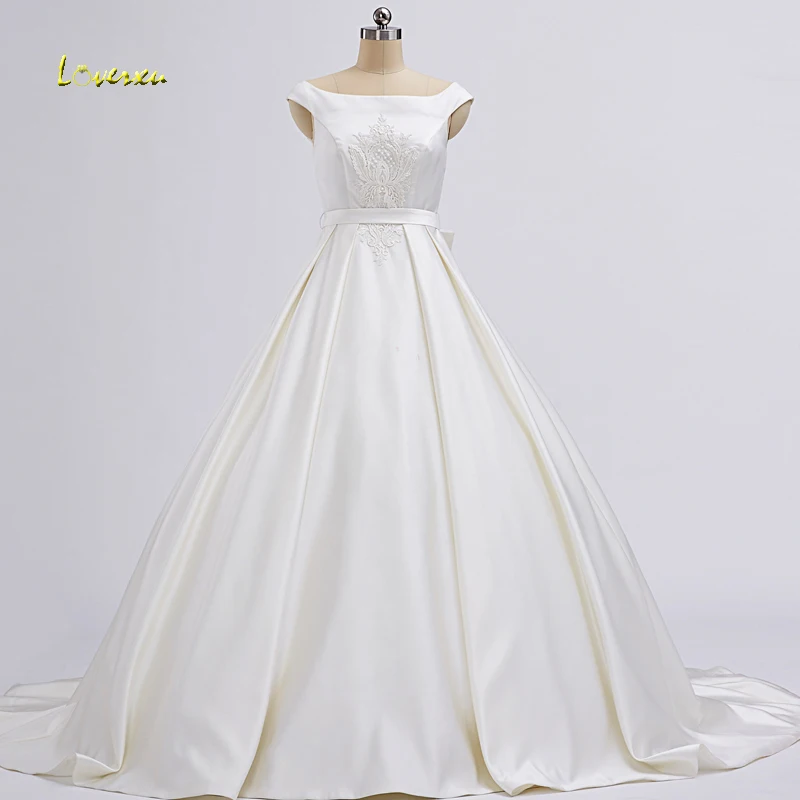 

Loverxu Vestido De Noiva Boat Neck A Line Wedding Dresses 2019 Embroidery Beaded Matte Satin Vintage Bridal Gown Plus Size