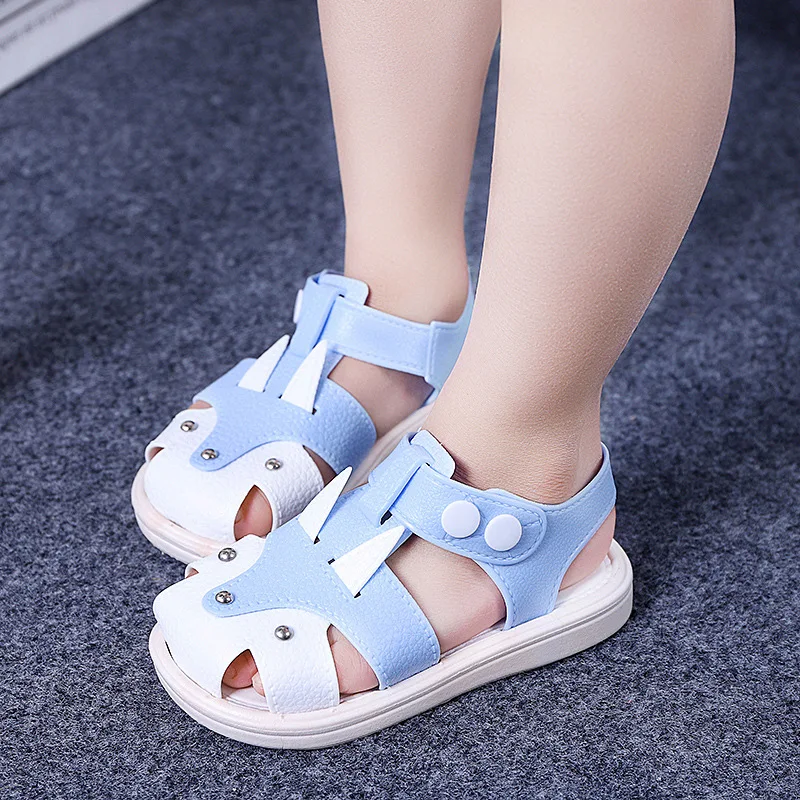 2019 New Summer Shoes for Boys and Girls Sandals 1-3 Years Old Waterproof Non-slip Soft Soles Baotou for Children Sandals
