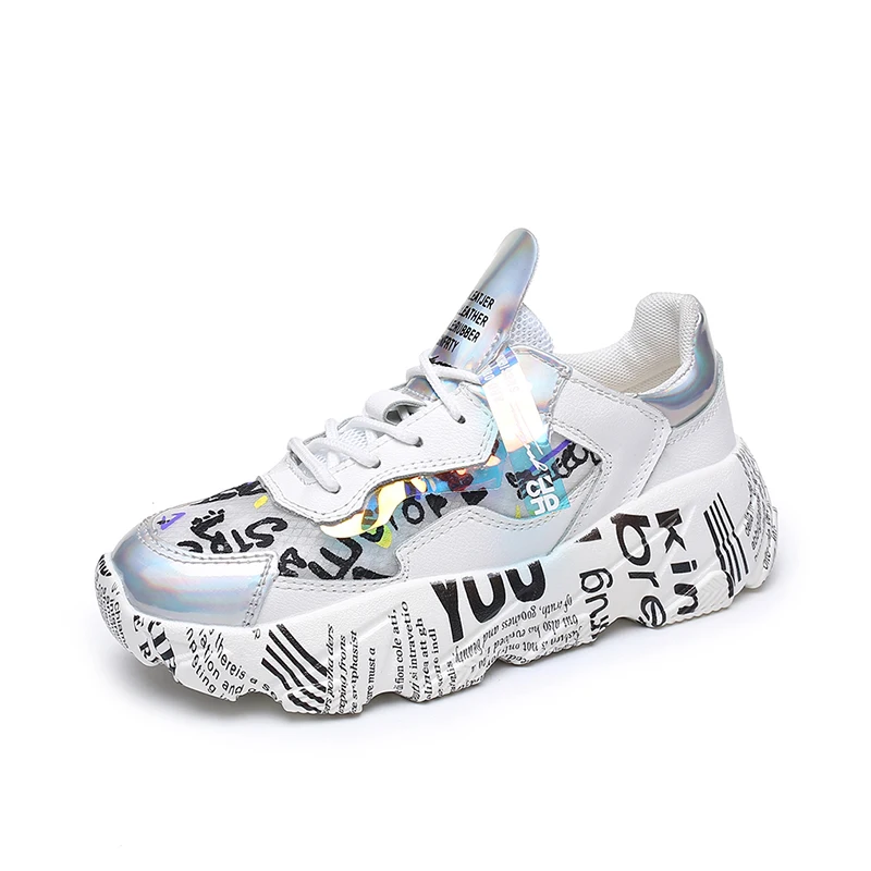 

Newspaper bottom women's casual old shoes women 2019 European station new mesh laser color matching wild casual white shoes