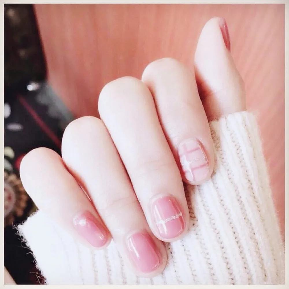 Cream Pink Pure Color With Sliver Line Pattern Fake Nails Japanese Salon Cute False Nails With 