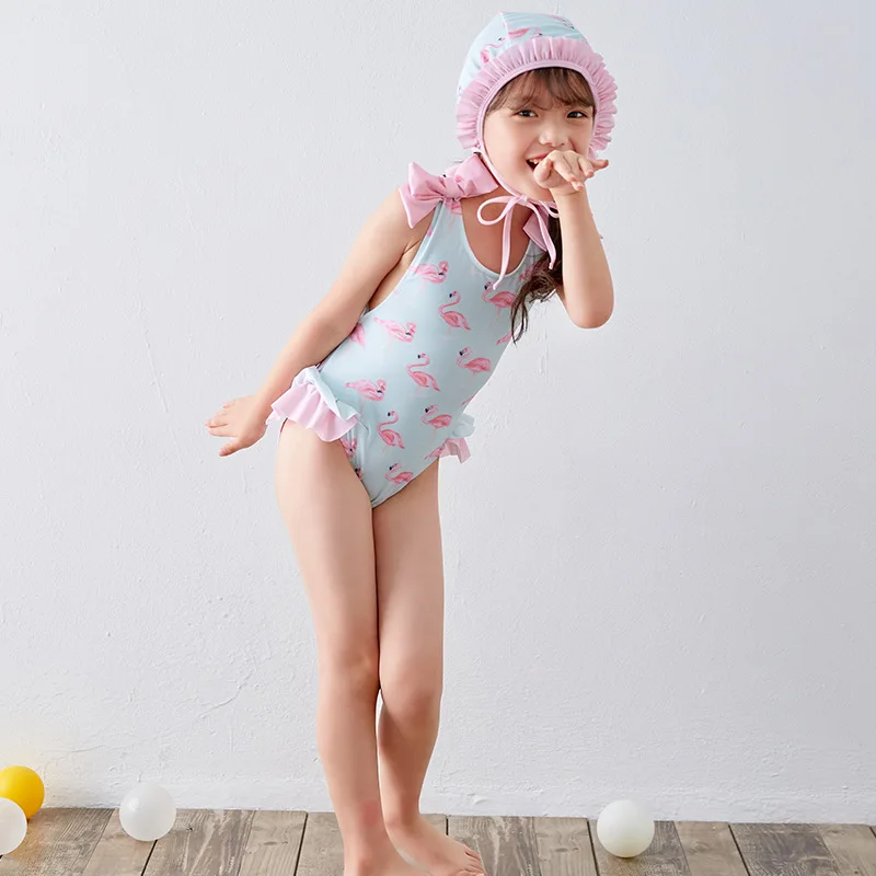 Бикини, модель года, улучшенный детский купальный костюм из двух предметов для девочек с шапочкой на шее и бантом одежда для купания с принтом Фламинго пляжная одежда бикини, S91201X