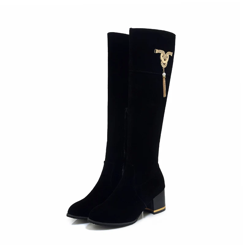 WETKISS/большой размер 33-46, женские ботинки на толстом высоком каблуке Женская обувь из флока с круглым носком, украшенная стразами, с бахромой новые зимние сапоги до колена - Цвет: black short plush