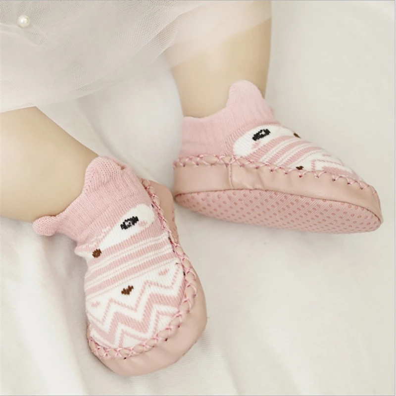 Носки детские детские носки носочки для новорожденных носки для новорожденных новорожденным носки с резиновой подошвой домашние тапочки нескользящий мягкая подошва ботинок носка малыша 0-24 месяца осень зима весна