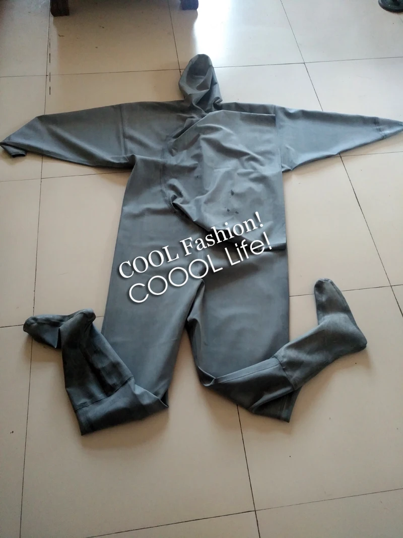 Black Rubber Chest Waders 3