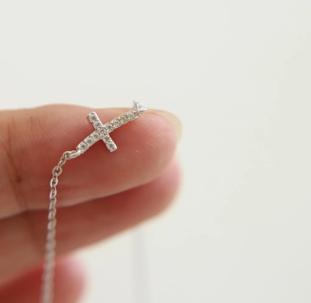 Новые Аутентичные 925 стерлингового серебра Изящные Потрясающие Мини cz крест sideway тонкая цепочка для женщин дамы крест ожерелье