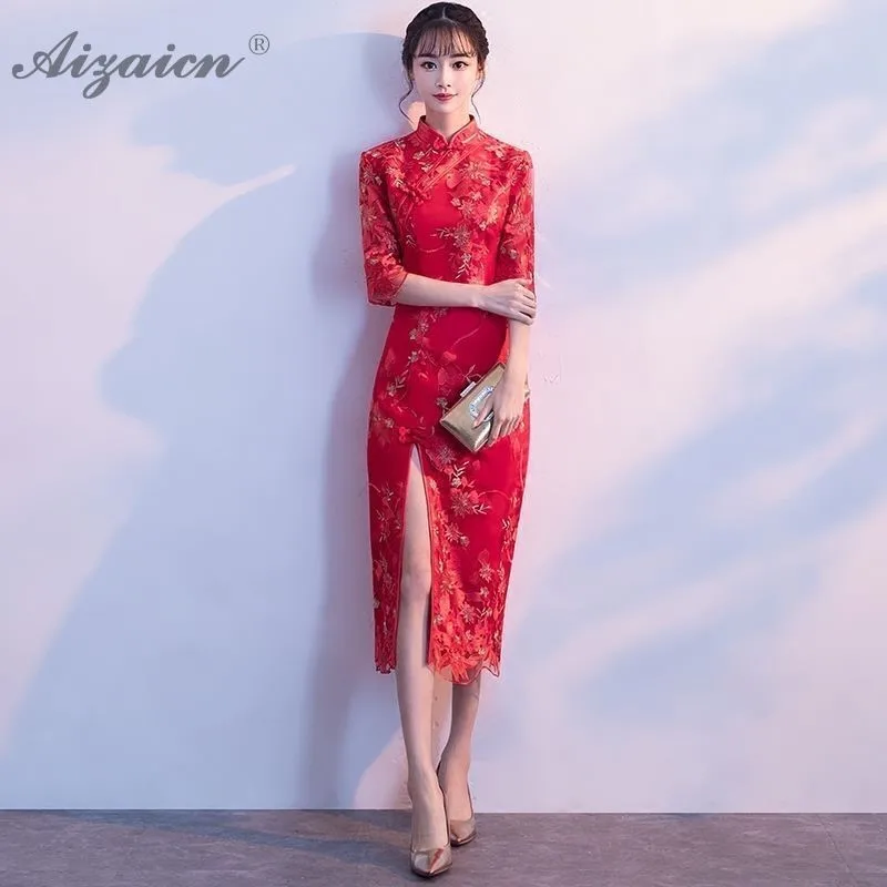 

Fashion Bride Embroidery Cheongsam Red Price Dresses Modern Orientale Femme Long Evening Qi Pao Chinese Wedding Dress Qipao Robe