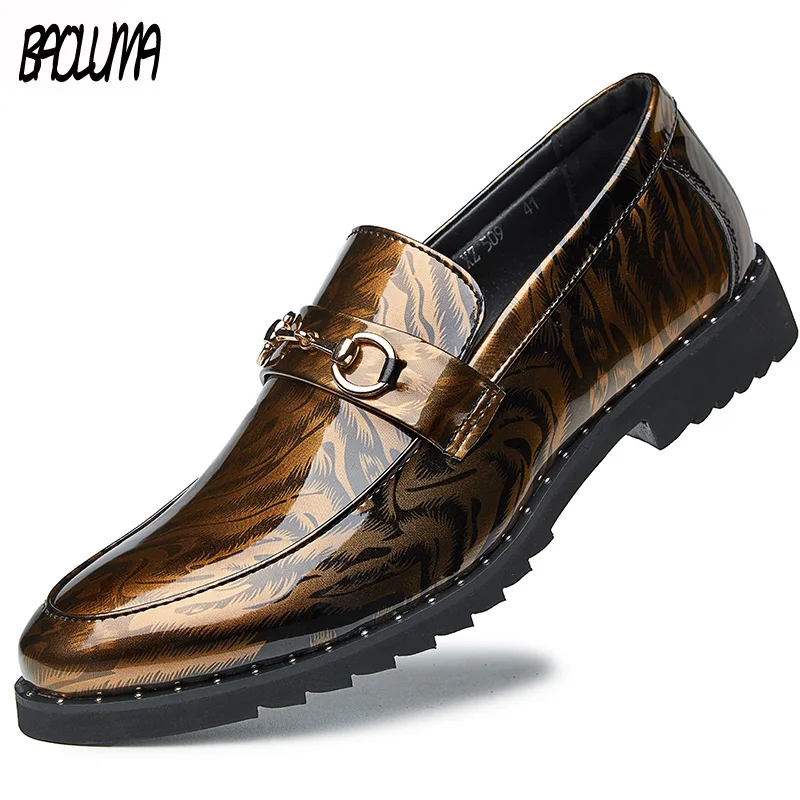 

Men's Brand High Quality Glossy Microfiber Leather Upper Summer Breathable Male Casual Leather Shoes Adult Luxury Flat Footwear