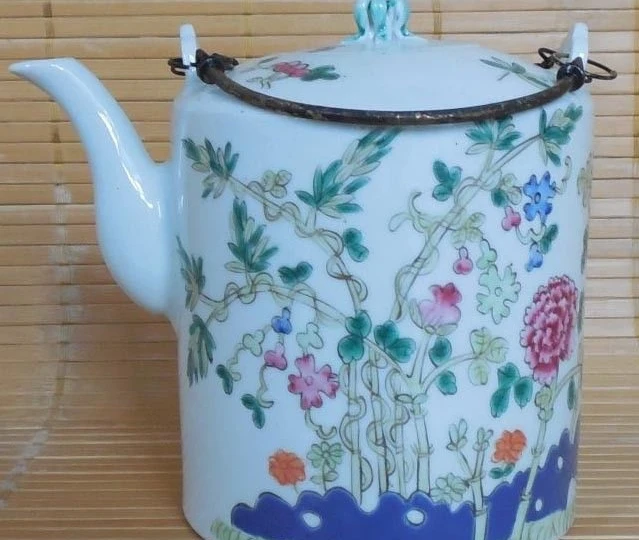 

China Pottery WuCai Porcelain Morning glory Flask kettle Bottle Wine Pot Teapot