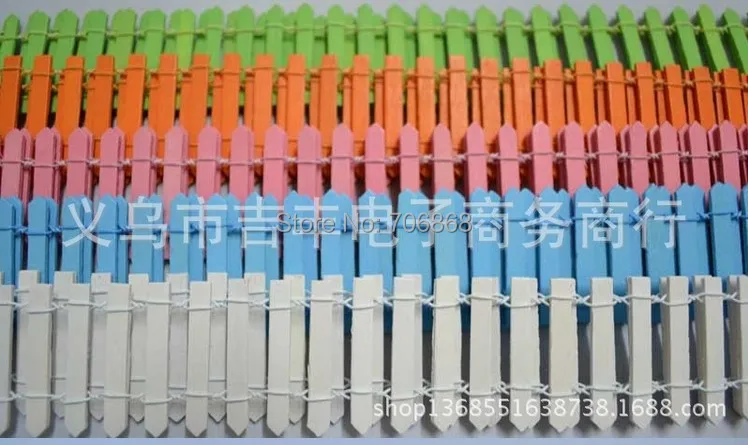 

1 pcs Fairy garden supplies 5cmx90cm artificial decorative colorful wooden fence for gardens and plants