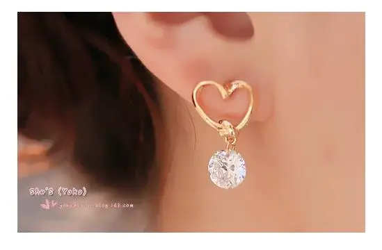 New Fashion Crystal Earrings for Women Pearl Women Branch Shell Pearl Flower Stud Earrings Female