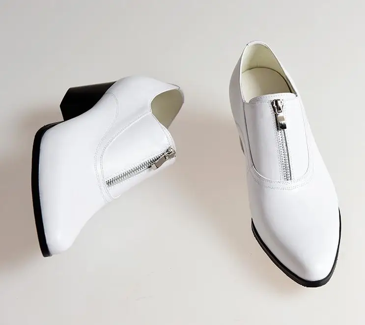 Новинка; мужские деловые туфли из натуральной кожи на высоком каблуке; мужские туфли с острым носком, визуально увеличивающие рост; модные свадебные туфли; цвет белый, черный, коричневый
