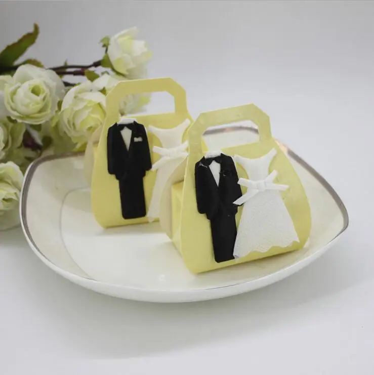 

36PCS Creative Wedding Candy Box With Non-Woven Wedding Dress Bride and Groom Accessories Handbag Design Favor Bag Bridal Shower