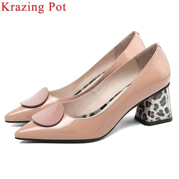 

2019 big size full grain leather slip on metal decoration leopard high heel pointed toe Spring brand streetwear women pumps L5f1