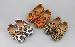 Новинка 2019 года пояса из натуральной кожи замшевые Модные леопардовые Мокасины Лодка обувь для мальчиков и девочек спортивная обувь