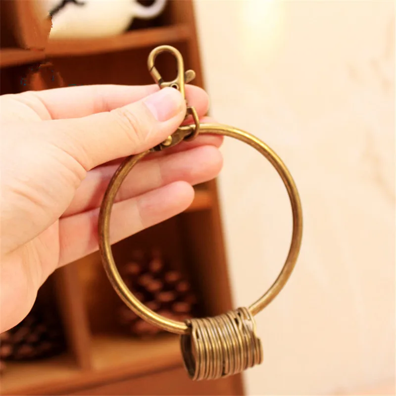 Hot Large Retro Alloy Key Rings Holder Bronze Round Keychain Key Holder