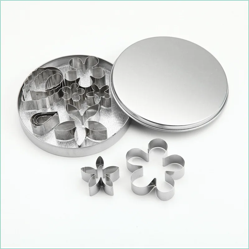 

18/8 stainless steel biscuits mold baking tools cookie mould Different shaped cookie cutter mold with iron box
