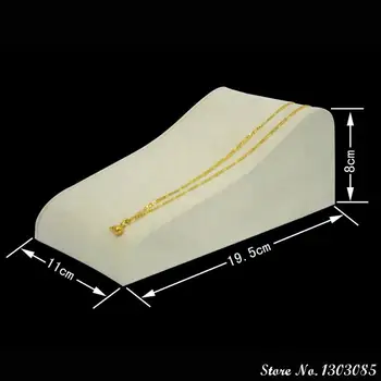 

Top Fashion New Arrival Beige Velvet Wooden Fine Jewelry Packaging and Display 8pcs Bracelet Necklace Holder Case