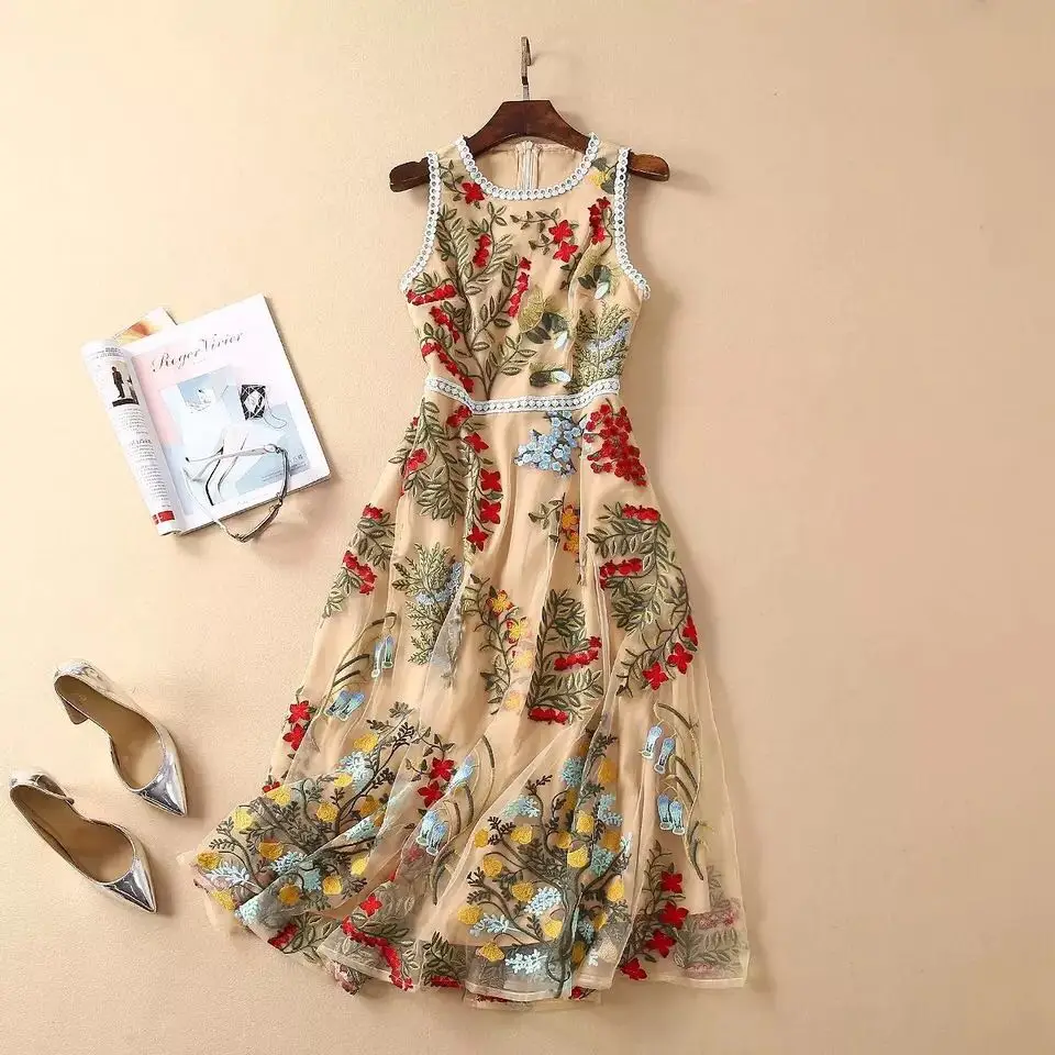 

European High Quality Elegant Mesh Floral Embroidery Pleated Midi Party Dress Women 2019 Summer Sleevless Runway Dress