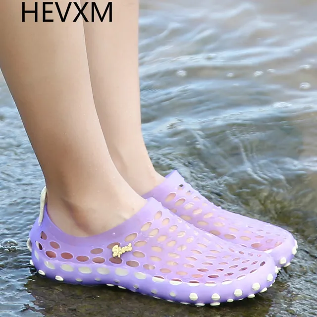 HEVXM Bird's nest sandals woman summer student hole hole shoes plastic