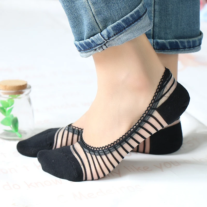 

2 Pairs/Lot Woman Spring/Summer Cute Crystal Silk Stripe Breathable Sock Slippers Feminino Stealth 5 Color Invisible Lace Meias