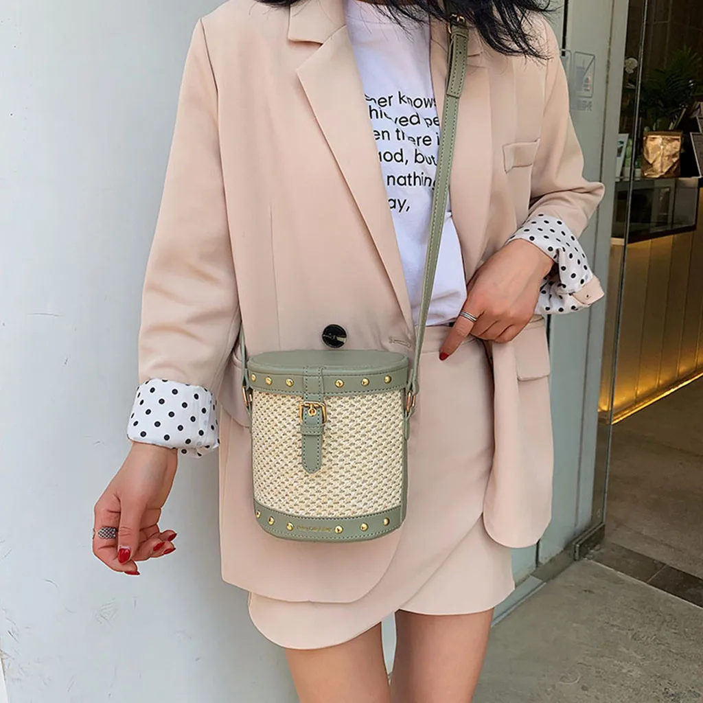 

Women Beach Rivet Decorative Straw Bucket Bag Burlap Square Messenger Bucket Bag Crossbody Bags For Women 2019