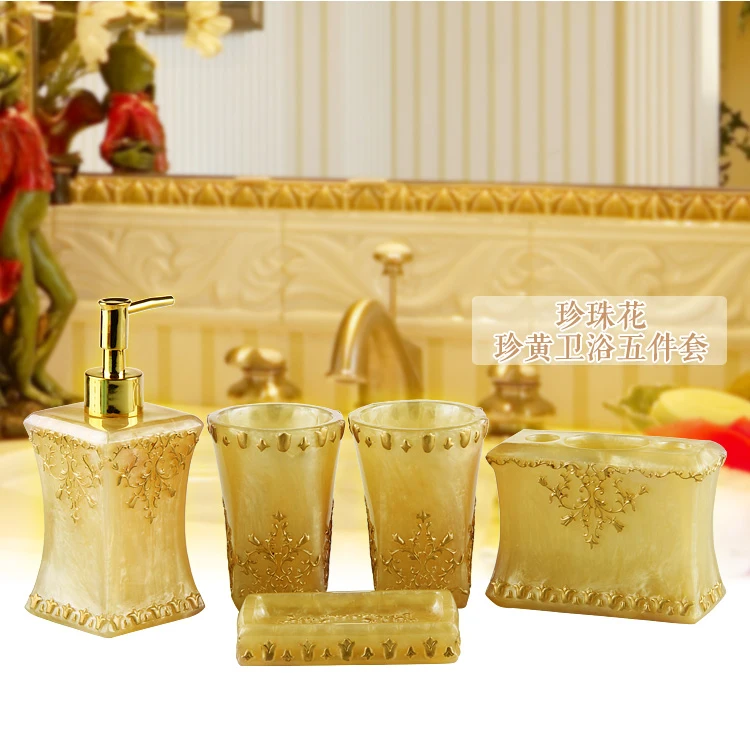 US $120.00 European dinner luxury European style bathroom five sets of resin wedding gift European wash suit set