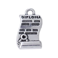 Eco Vriendelijke Zinklegering Metal Craft Voor Armbanden Diy Graduate Diploma Dangle Bedels Hangers Goedkope Groothandel Fabriek