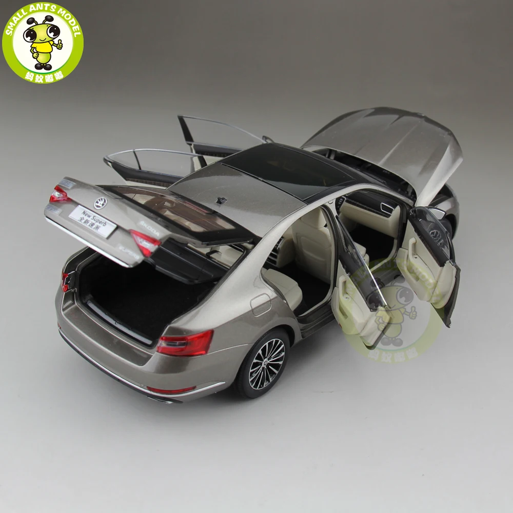 1/18 Skoda SUPERB литой металл модель автомобиля игрушка день рождения девочки мальчика подарок золотой цвет