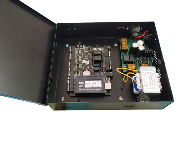 

ZK Two Door access Controller with powercase 100,000 Log Capacity TCP/RS485 option two way RFID reader sn:c3-200