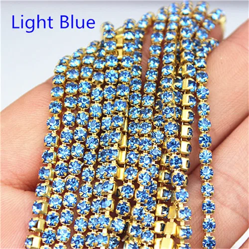 2mm 2.5mm 2.8mm 3mm 2Yard Colorful Sew on Crystal Rhinestone Cup Chain Gold Based Claw for Party Dinner Dress Accessories 8Y1200 - Цвет: Light blue