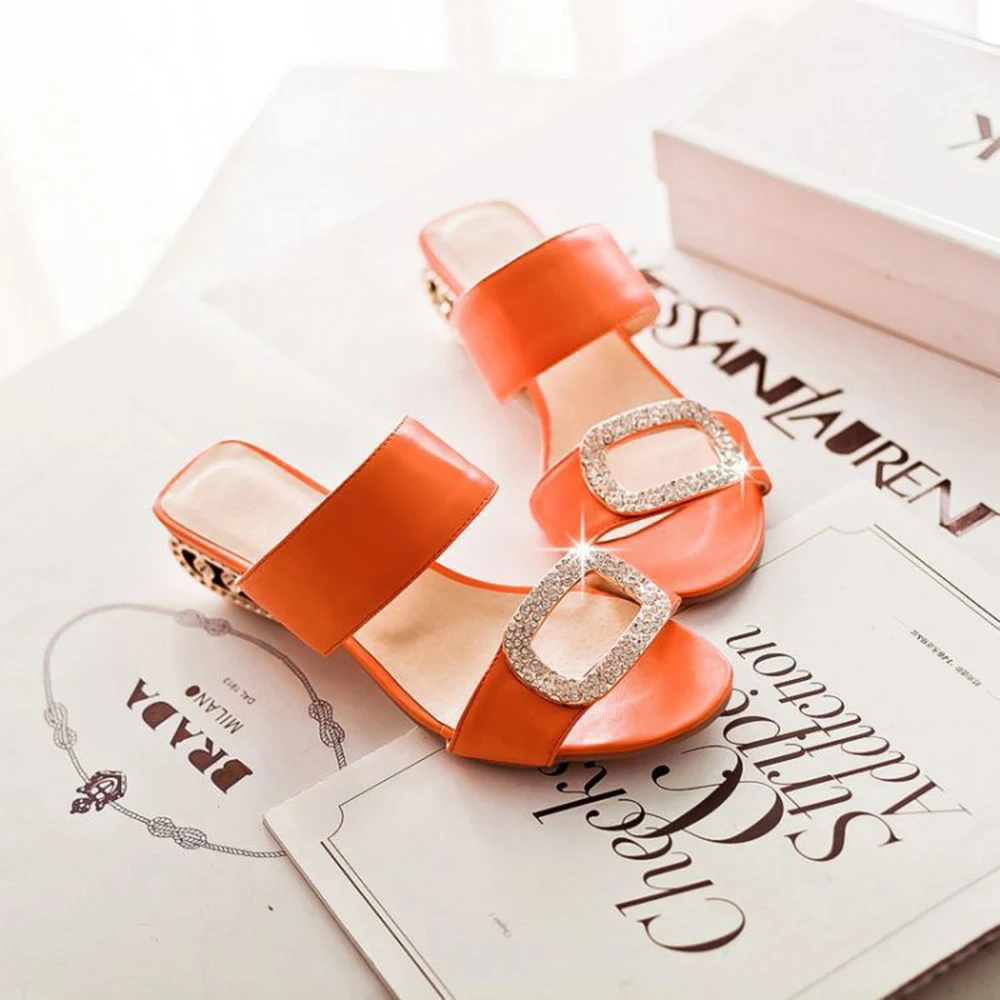 

Women Sandals Ladies Summer Slippers Shoes Women Low Heels Sandals Large Size 2019 Fashion Female Orange Rhinestone Dropshipping