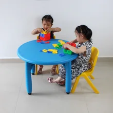 75*50cm high quality Round Children Tables Eco-friendly kindergarten desk with Chairs