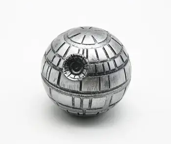 

2018 50mm 3 layers Cool Star Wars Death Star Herb Tobacco Grinder Metal Smoking Weed grinders Shredder Crusher